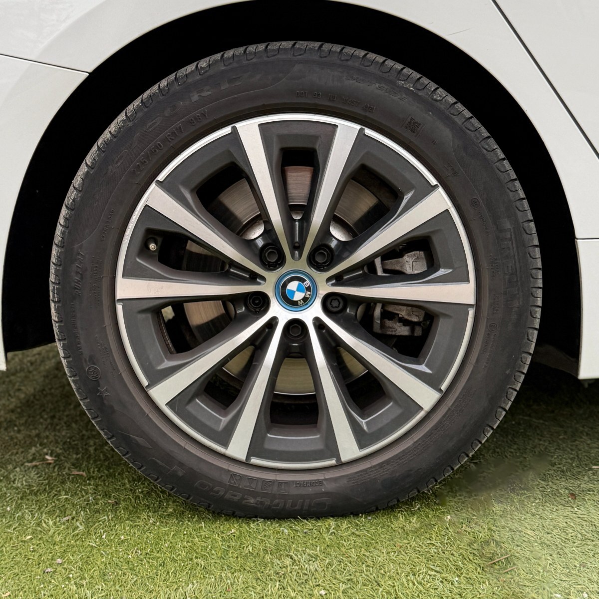 BMW 330 HIBRIDO ENCHUFABLE 2023 - Imagen 8 de 10