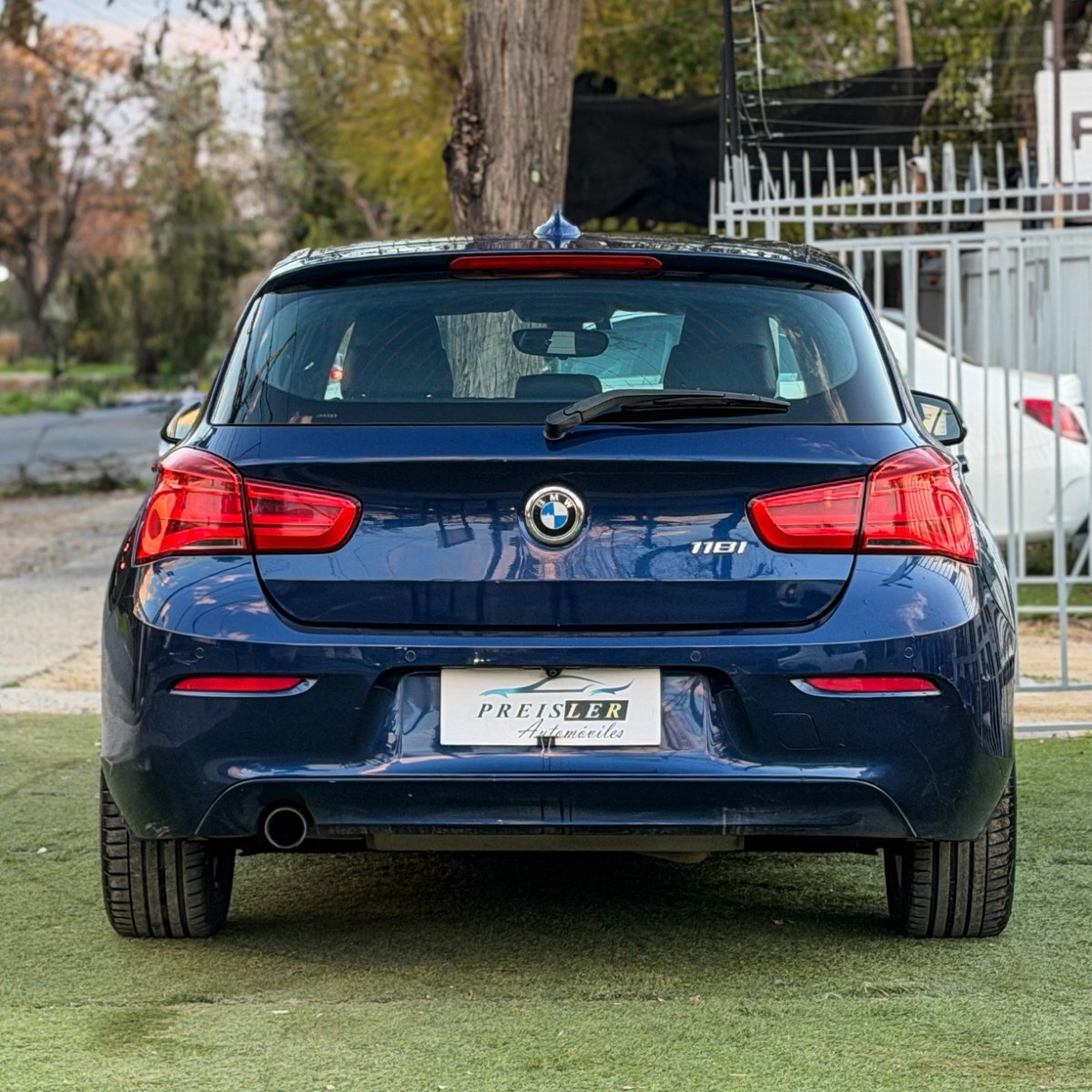 BMW 118 1.5 TURBO AUTOMÁTICO 2017 - Imagen 5 de 10