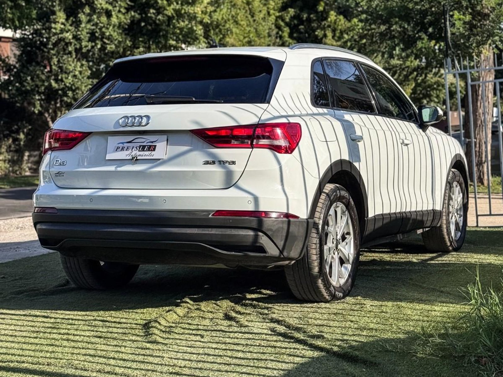 Audi Q3 35 TFSI 1.4 TURBO 2021 - Foto 4 de 8