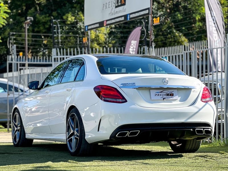 Mercedes-Benz C63 AMG 4.0 V8 BITURBO 2019 - Imagen 5 de 10