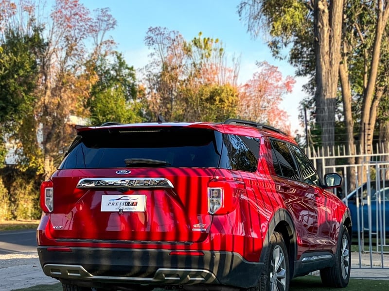 Ford EXPLORER XLT 4X4 FULL 2025 - Imagen 6 de 10