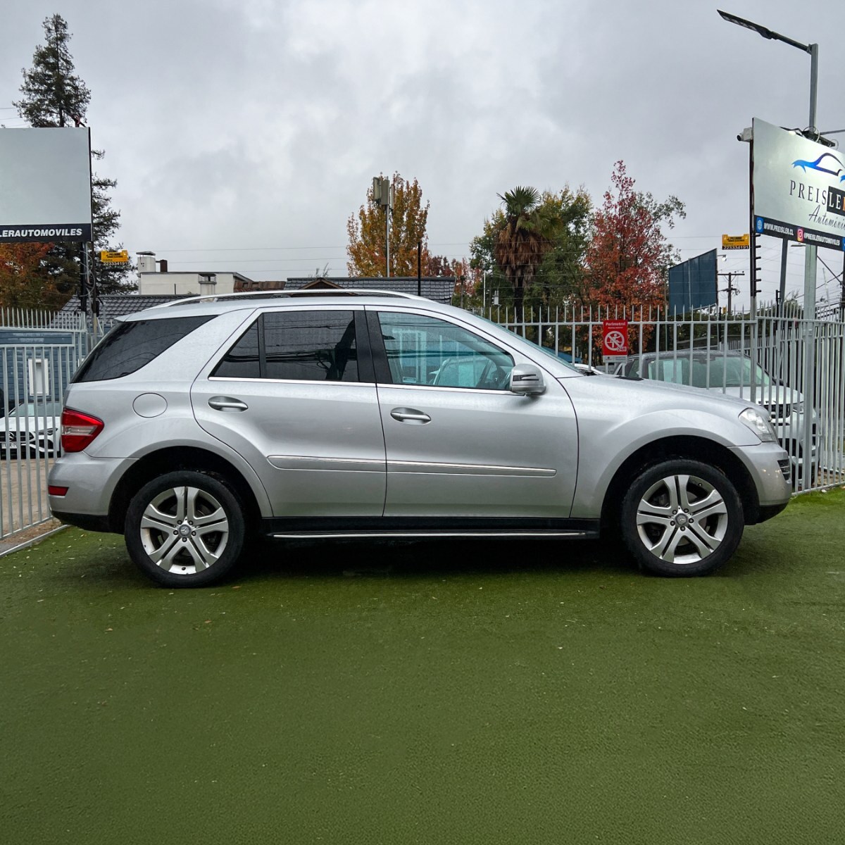 Mercedes-Benz ML 350 4MATIC 3.5 V6 FULL 2012 - Imagen 8 de 10