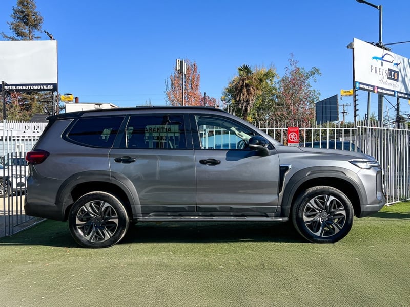 Maxus D90 LUXURY 2.0 TURBO DIESEL 2024 - Imagen 8 de 10