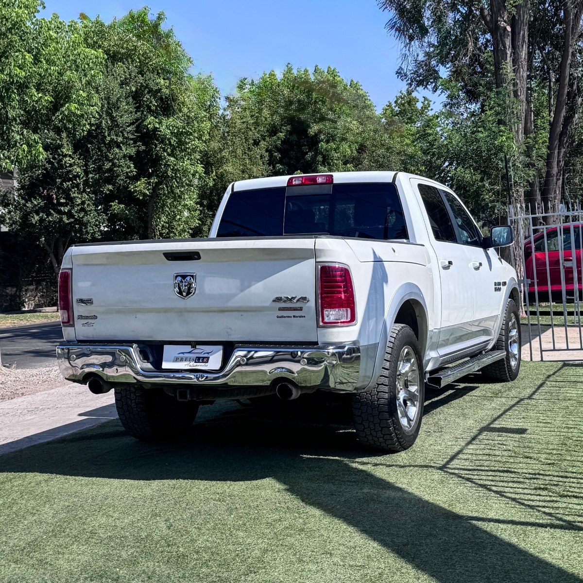 RAM 1500 LARAMIE 4X4 DIESEL 2019 - Imagen 4 de 10