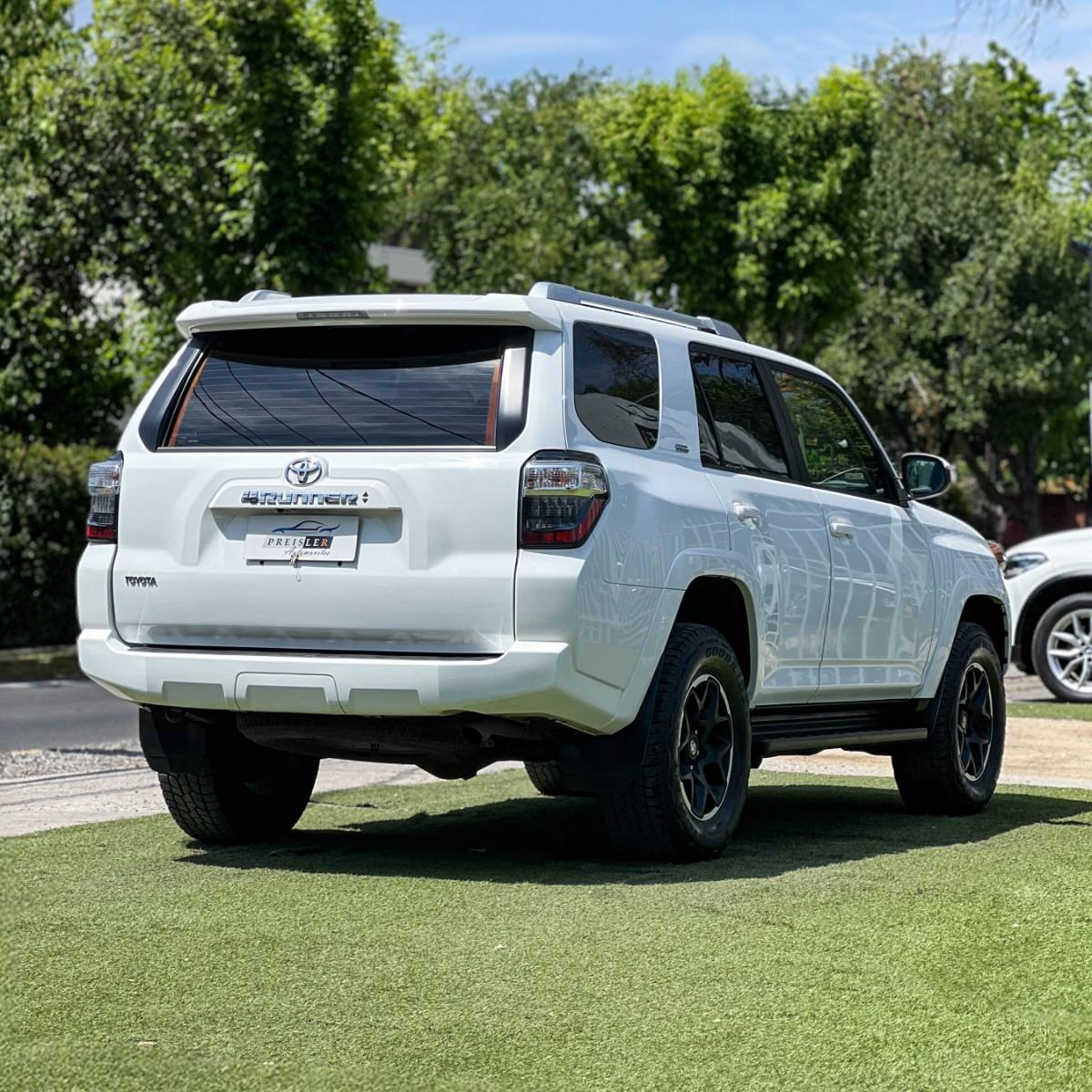 Toyota 4 RUNNER SR5 4X2 AT 2025 - Imagen 4 de 10