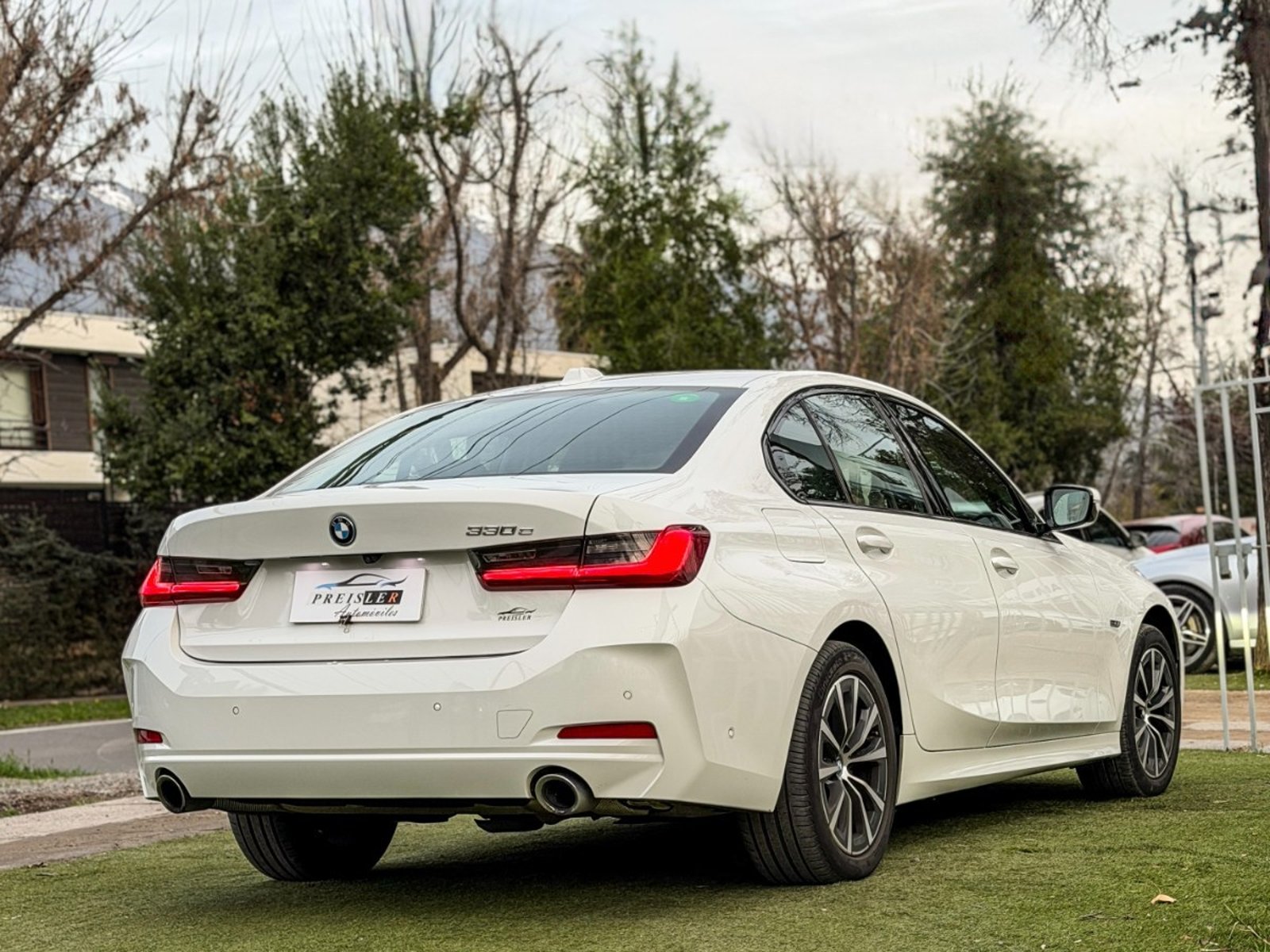 BMW 330 HIBRIDO ENCHUFABLE 2023 - Foto 5 de 10
