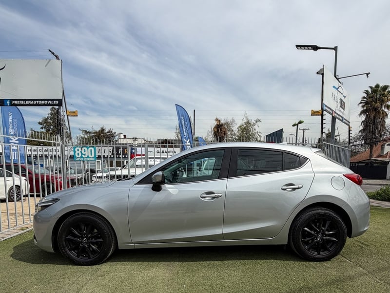 Mazda 3 SPORT 2.0 MECANICO 2017 - Imagen 8 de 10