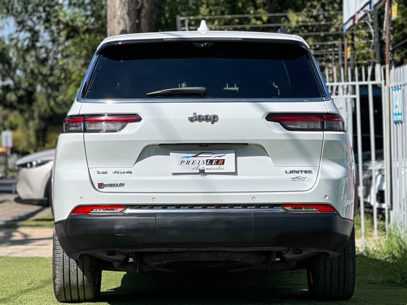 Jeep GRAND CHEROKEE LIMITED 4X4 3 CORRIDAS DE ASIENTOS 2023 - Imagen 5 de 10