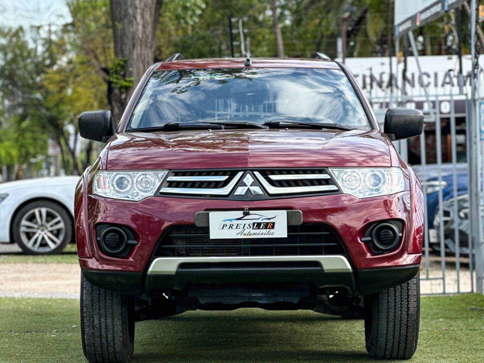 Mitsubishi MONTERO SPORT G2 AUTOMATICO DIESEL 2014 - Foto 2 de 10