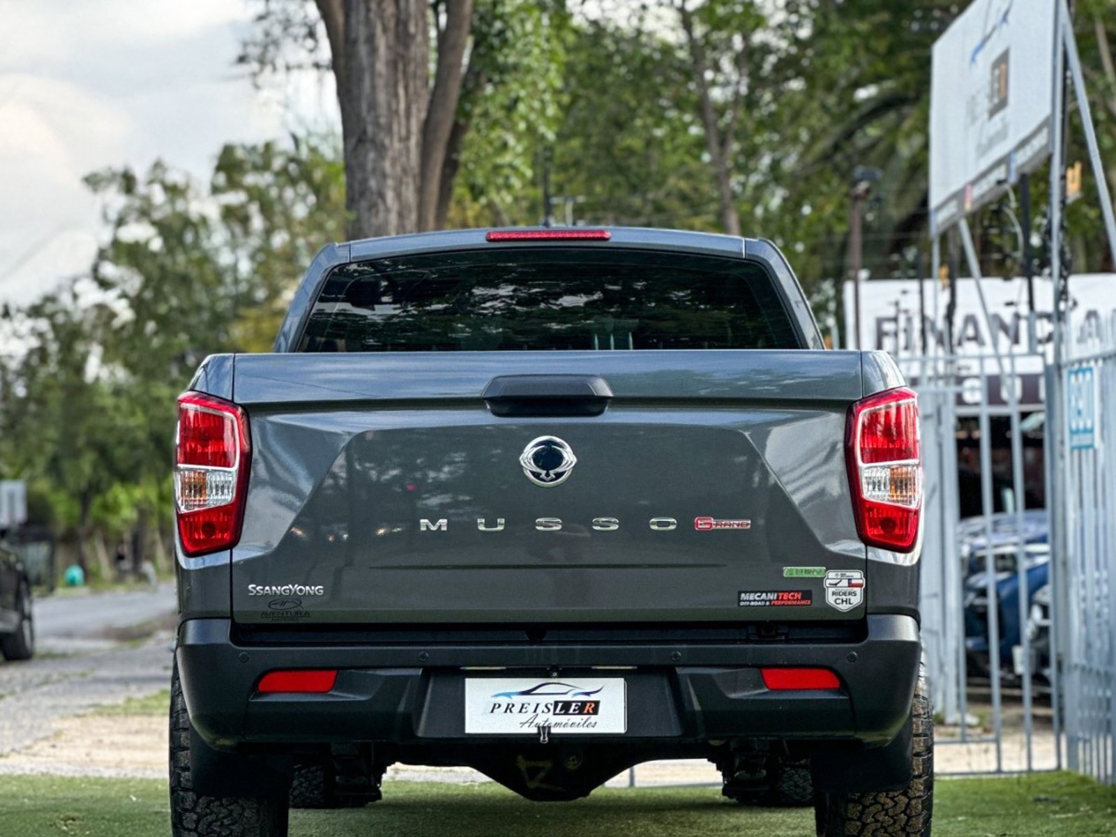 SsangYong MUSSO GRAND 2.2 TURBO DIESEL 2024 - Foto 5 de 10