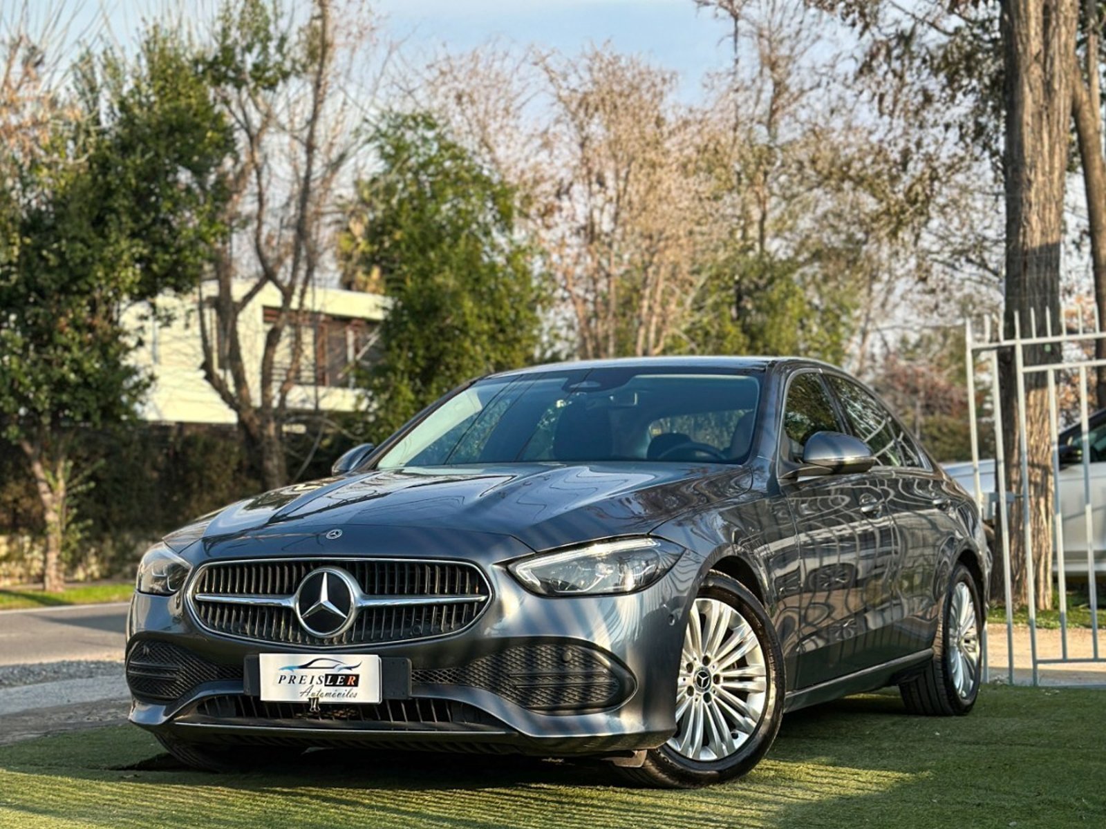 Mercedes-Benz C180 1.5 TURBO AUTOMÁTICO 2022 - Foto 3 de 10