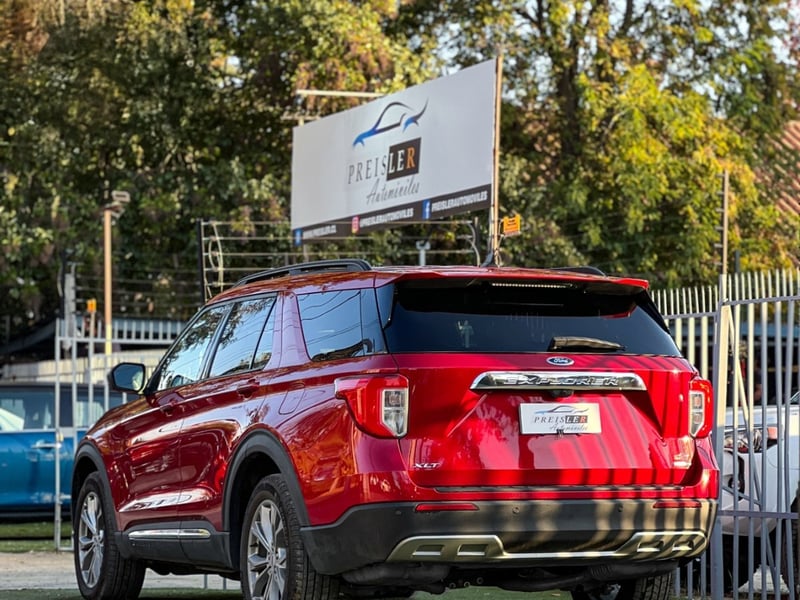 Ford EXPLORER XLT 4X4 FULL 2025 - Imagen 4 de 10