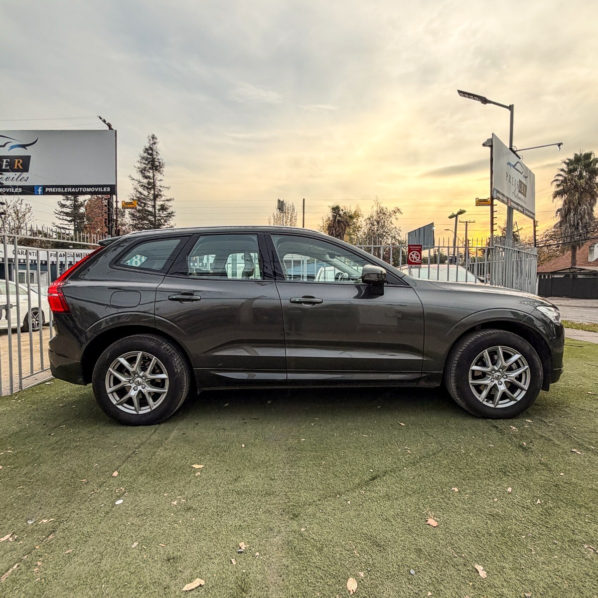 Volvo XC60 T5 MOMENTUM 2019 - Imagen 7 de 10