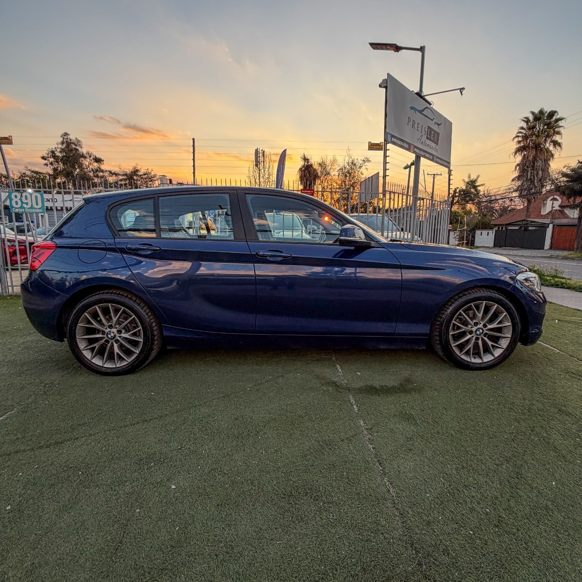 BMW 118 1.5 TURBO AUTOMÁTICO 2017 - Imagen 8 de 10