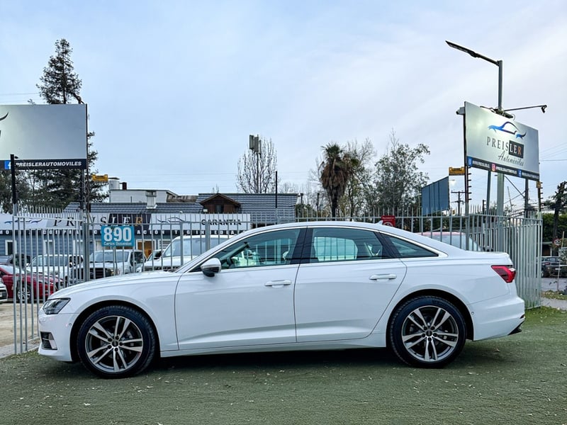 Audi A6 40 TFSI 2.0T 2024 - Imagen 7 de 10