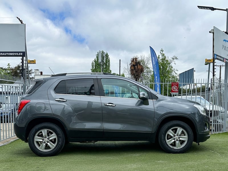 Chevrolet TRACKER LT AUTOMATICO 2016 - Imagen 8 de 10
