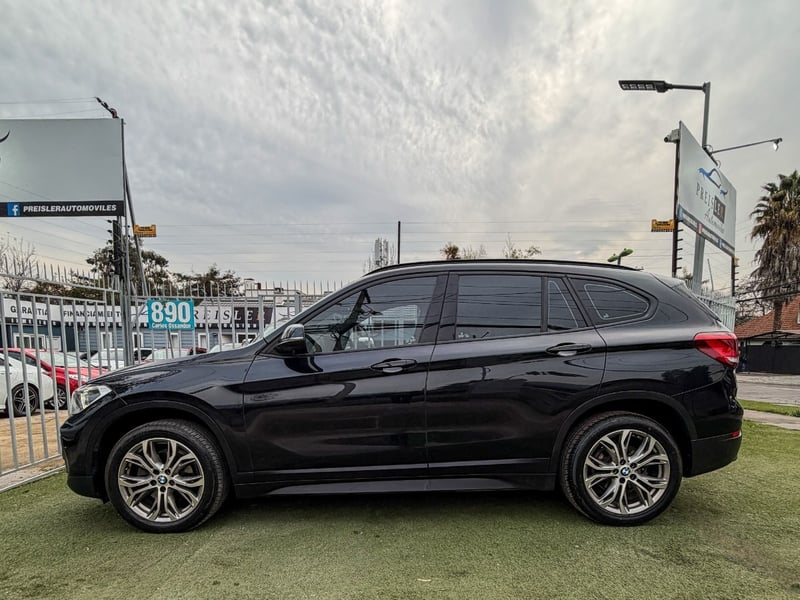 BMW X1 SDRIVE 18 DIESEL 2.0 TURBO 2021 - Imagen 8 de 10