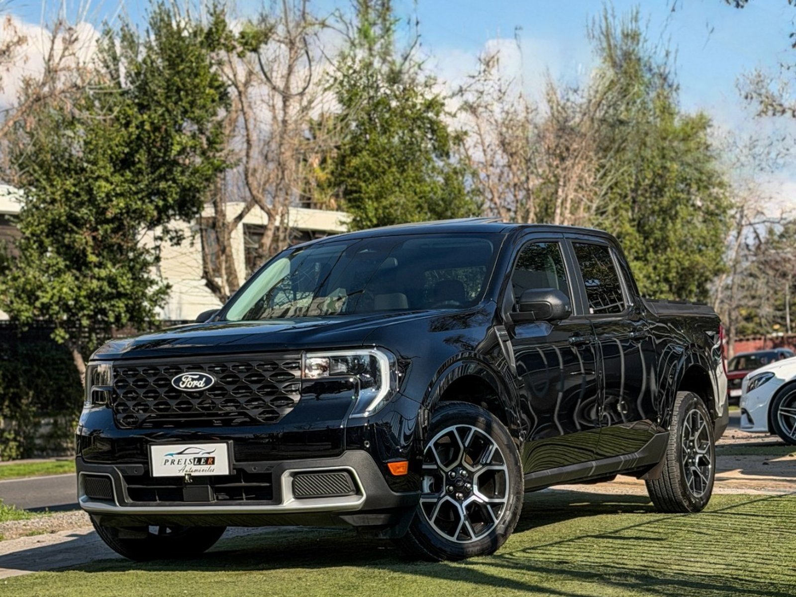 Ford MAVERICK LARIAT AT 4X4 HIBRIDO 2025 - Foto 3 de 10