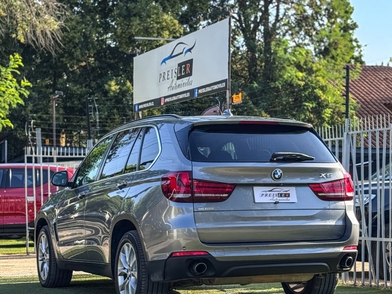 BMW X5 XDRIVE 3.0 BITURBO 4X4 2017 - Imagen 6 de 10