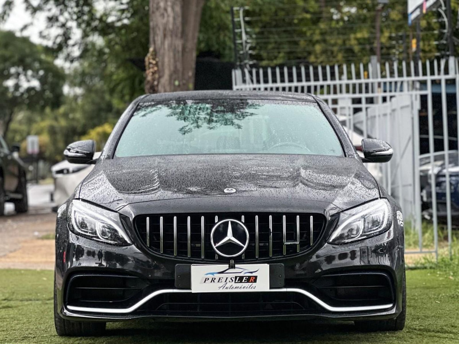 Mercedes-Benz C63 AMG 4.0 BITURBO V8 2018 - Foto 3 de 10