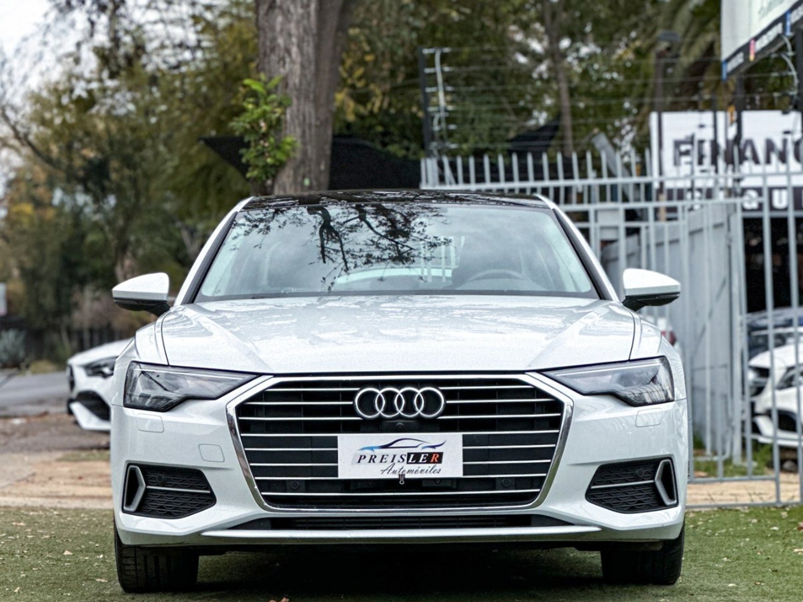 Audi A6 40 TFSI 2.0T 2024 - Foto 2 de 10