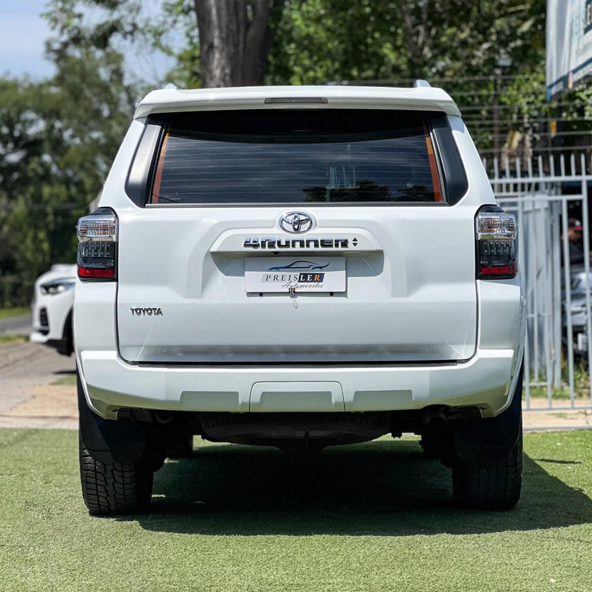 Toyota 4 RUNNER SR5 4X2 AT 2025 - Imagen 5 de 10