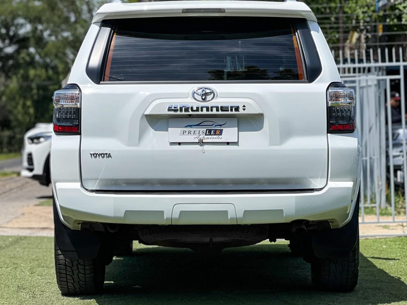 Toyota 4 RUNNER SR5 4X2 AT 2025 - Foto 5 de 10