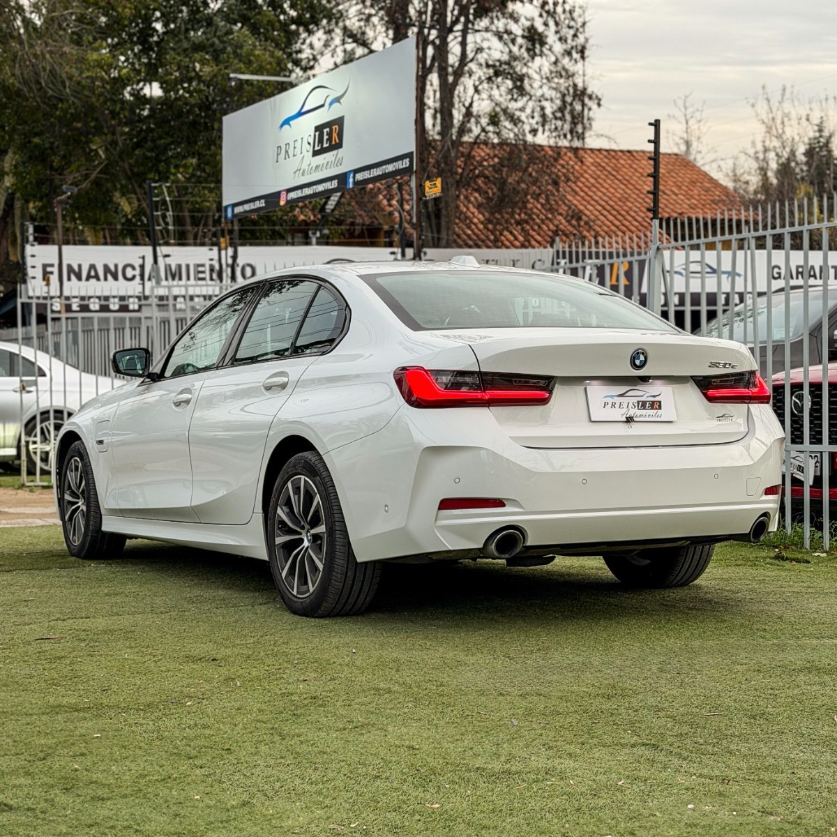 BMW 330 HIBRIDO ENCHUFABLE 2023 - Imagen 7 de 10