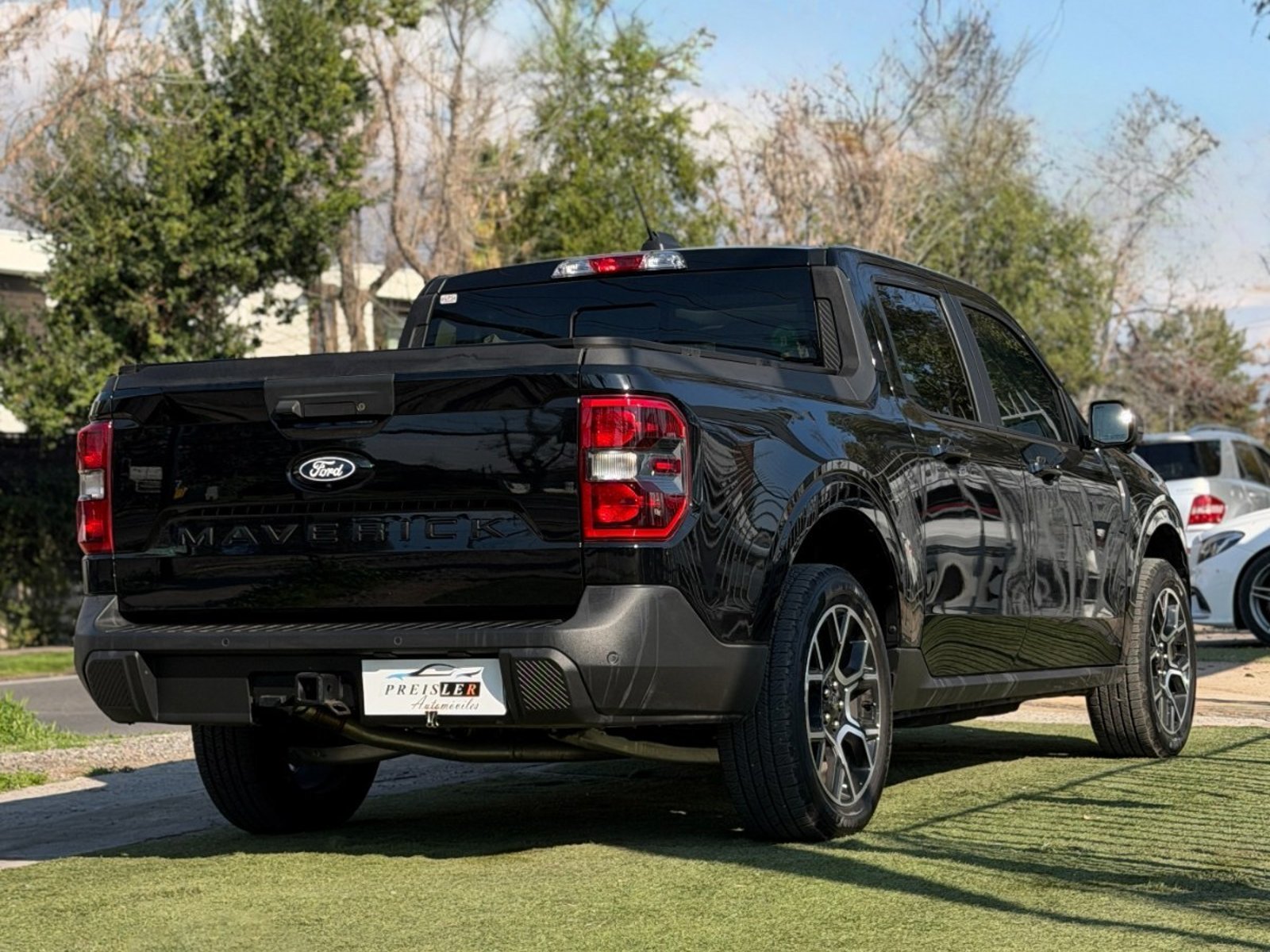 Ford MAVERICK LARIAT AT 4X4 HIBRIDO 2025 - Foto 4 de 10