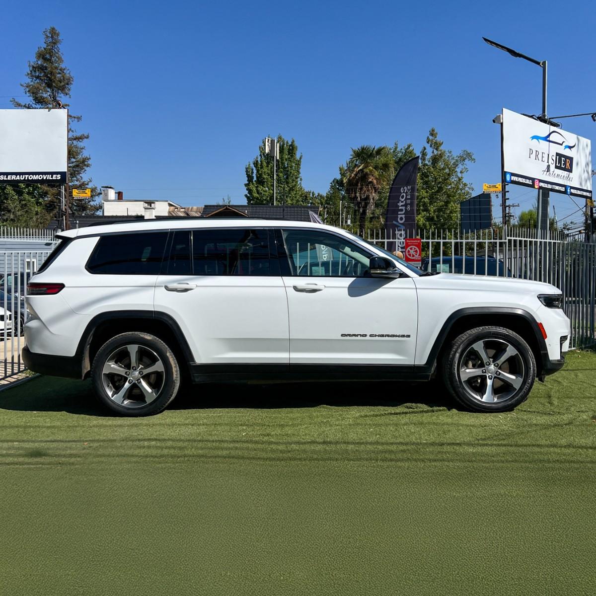 Jeep GRAND CHEROKEE LIMITED 4X4 3 CORRIDAS DE ASIENTOS 2023 - Imagen 8 de 10
