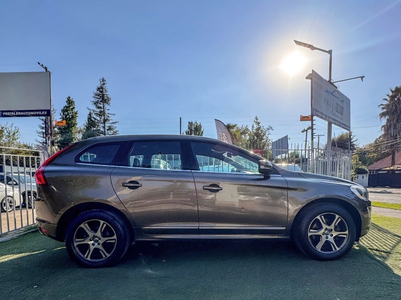 Volvo XC60 T5 LIMITED 2.0 TURBO 2014 - Imagen 7 de 10