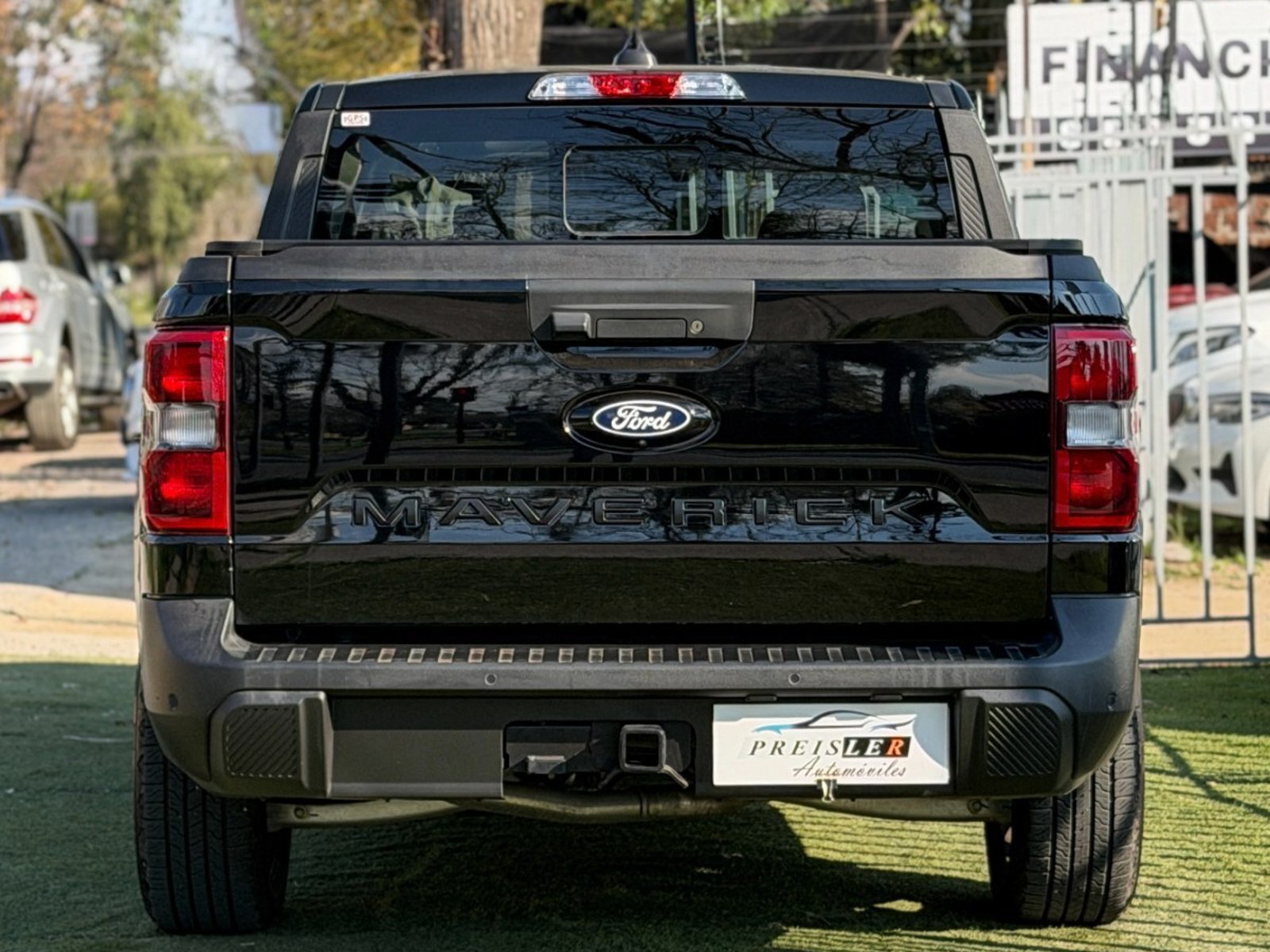 Ford MAVERICK LARIAT AT 4X4 HIBRIDO 2025 - Foto 5 de 10