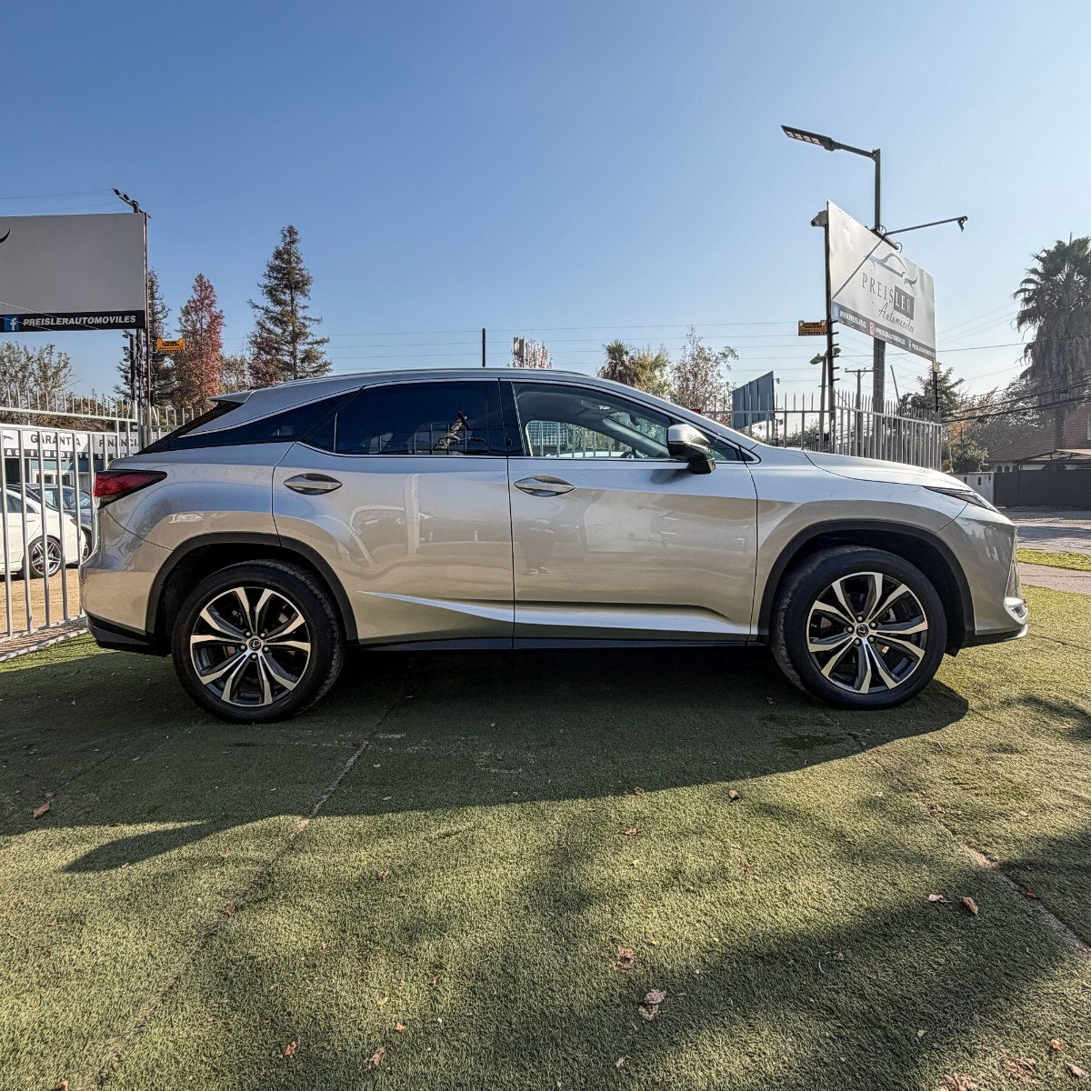 Lexus RX 350 3.5 V6 AT 4X4 2021 - Imagen 4 de 10