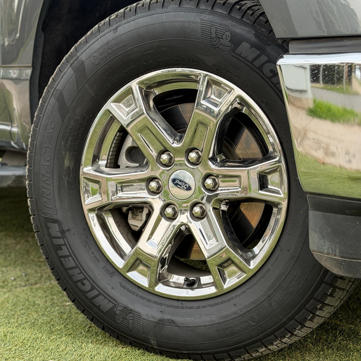 Ford F-150 XLT 5.0 4X4 2024 - Imagen 9 de 10