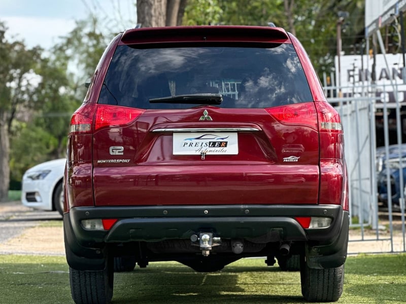 Mitsubishi MONTERO SPORT G2 AUTOMATICO DIESEL 2014 - Imagen 5 de 10