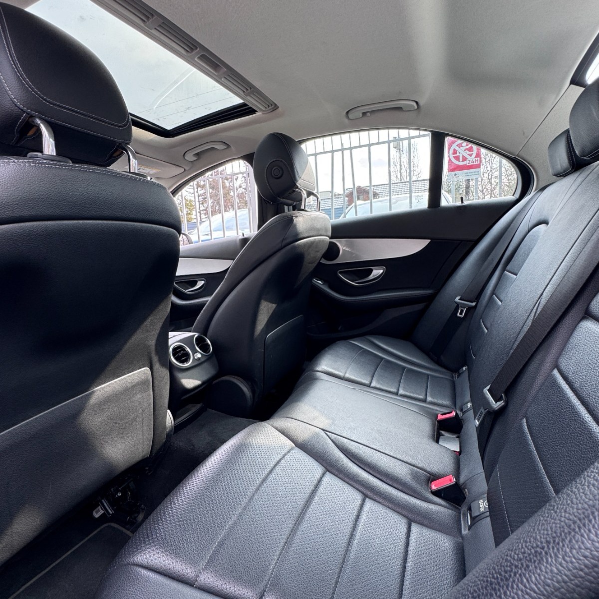 Mercedes-Benz C200 2.0 TURBO 2018 - Imagen 10 de 10