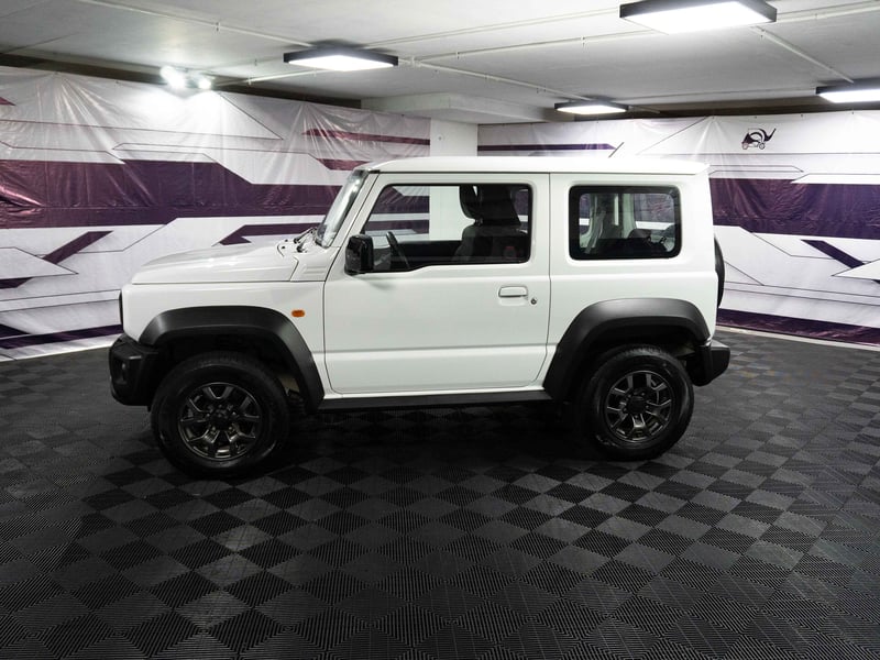 Suzuki JIMNY 2020 - Imagen 17 de 20