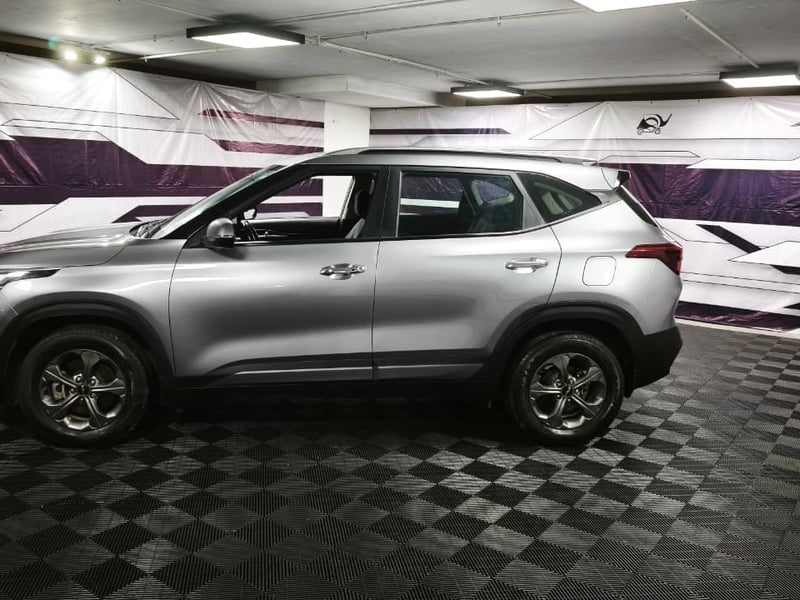 Kia SELTOS 2022 - Imagen 13 de 20