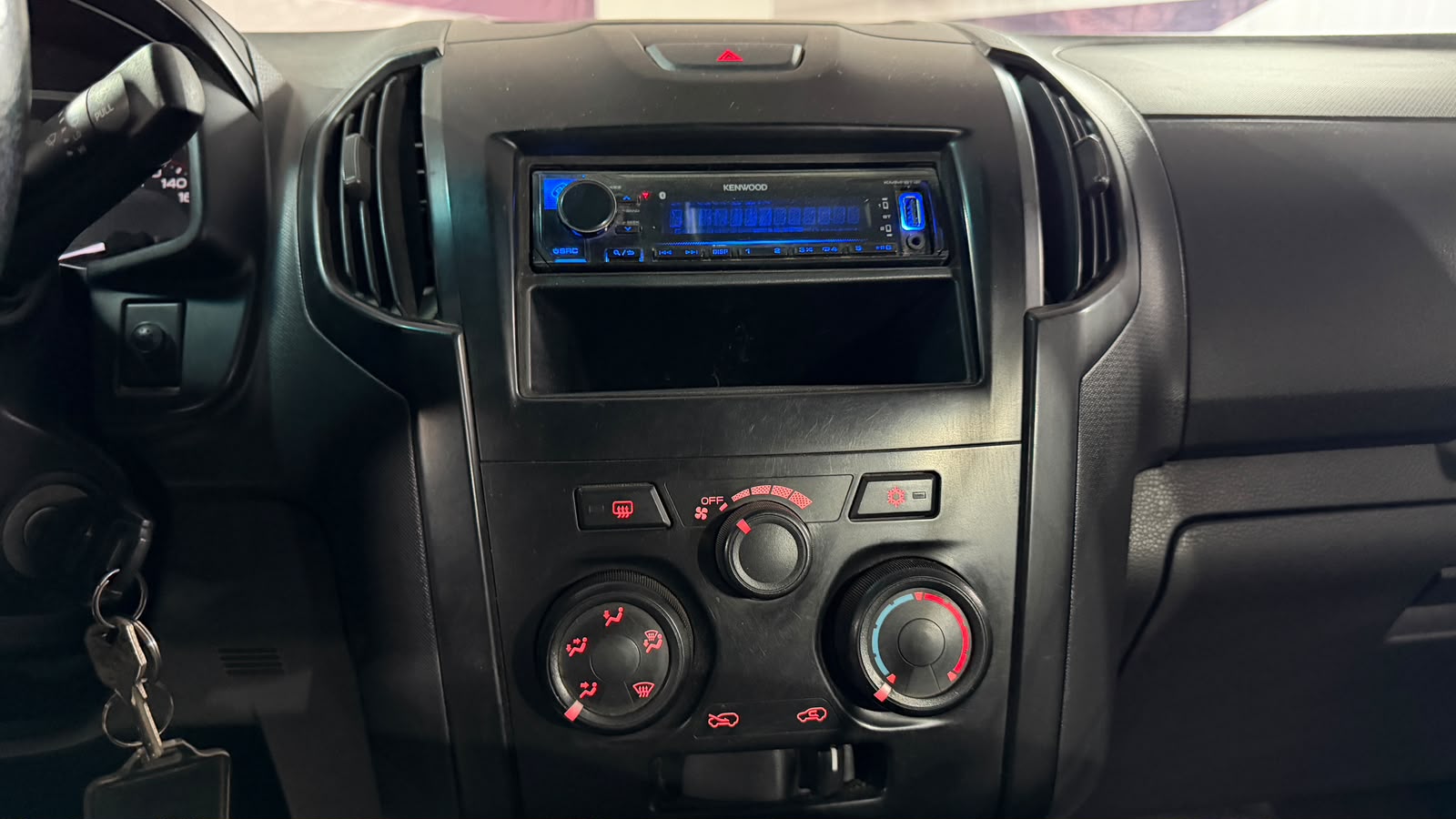 Chevrolet D-MAX 2017 - Imagen 18 de 19