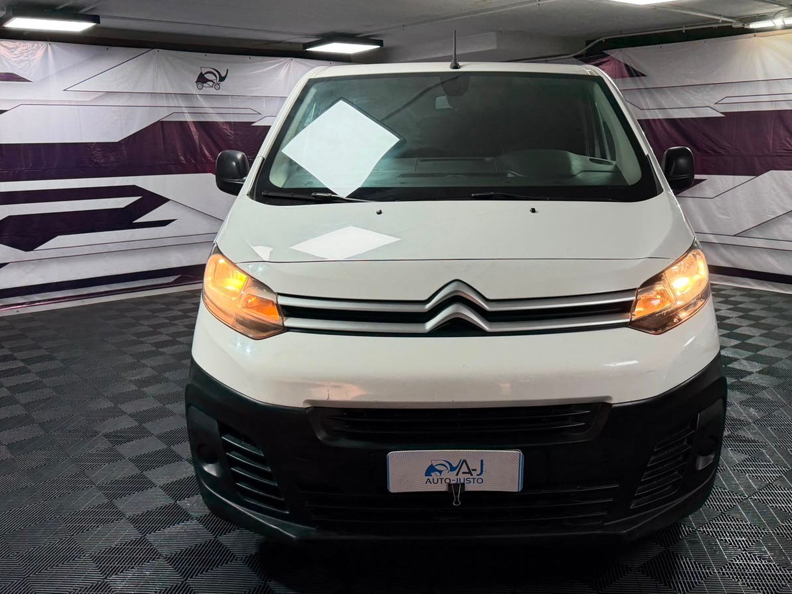 Citroën JUMPY 2021 - Foto 2 de 19