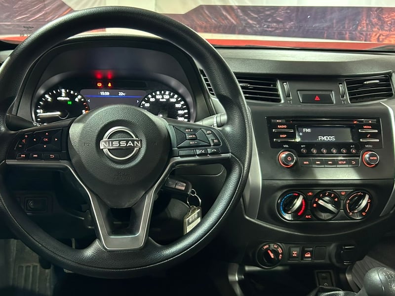 Nissan NAVARA 2023 - Imagen 15 de 20