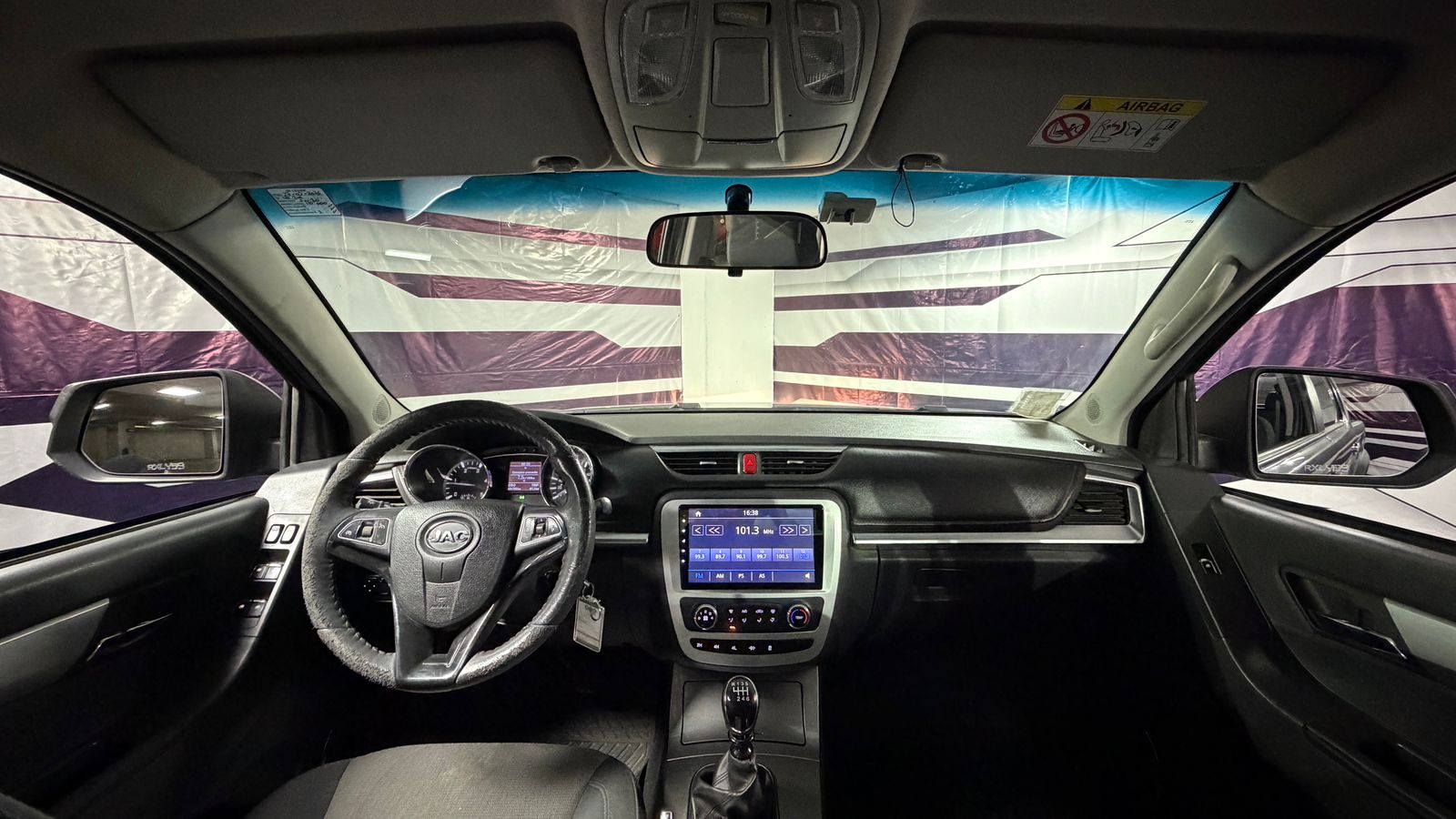 JAC T8 2022 - Imagen 12 de 17