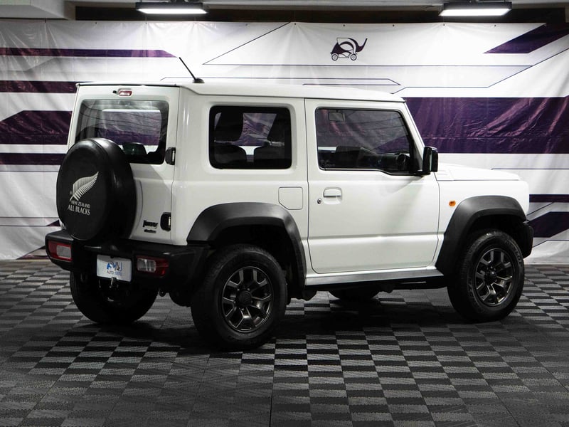 Suzuki JIMNY 2020 - Imagen 9 de 20