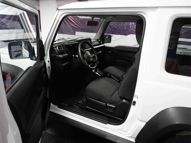 Suzuki JIMNY 2020 - Imagen 18 de 20