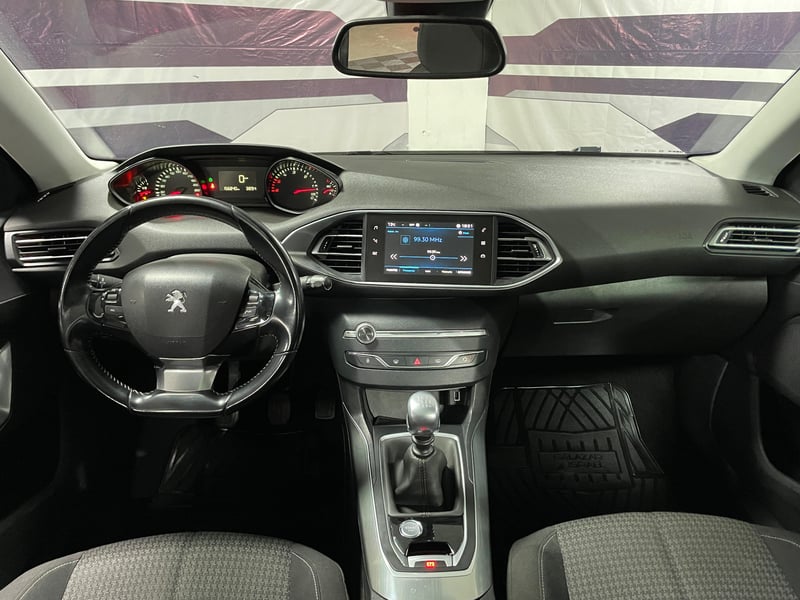Peugeot 308 2019 - Imagen 17 de 20