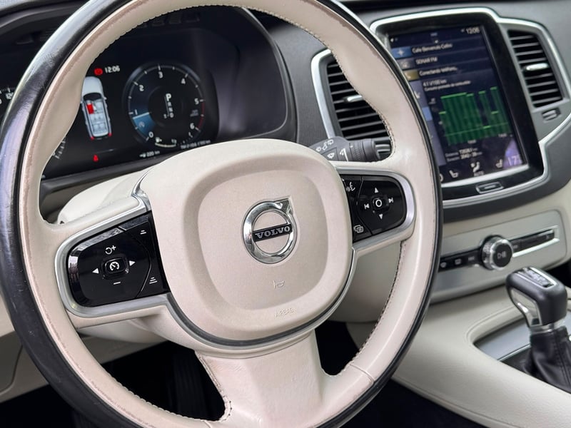 Volvo XC90 D5 AWD Momentum 2018 - Imagen 13 de 18