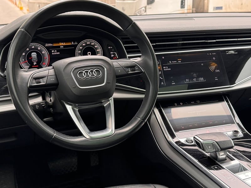 Audi Q8 55 tfsi quattro 2022 - Imagen 12 de 20