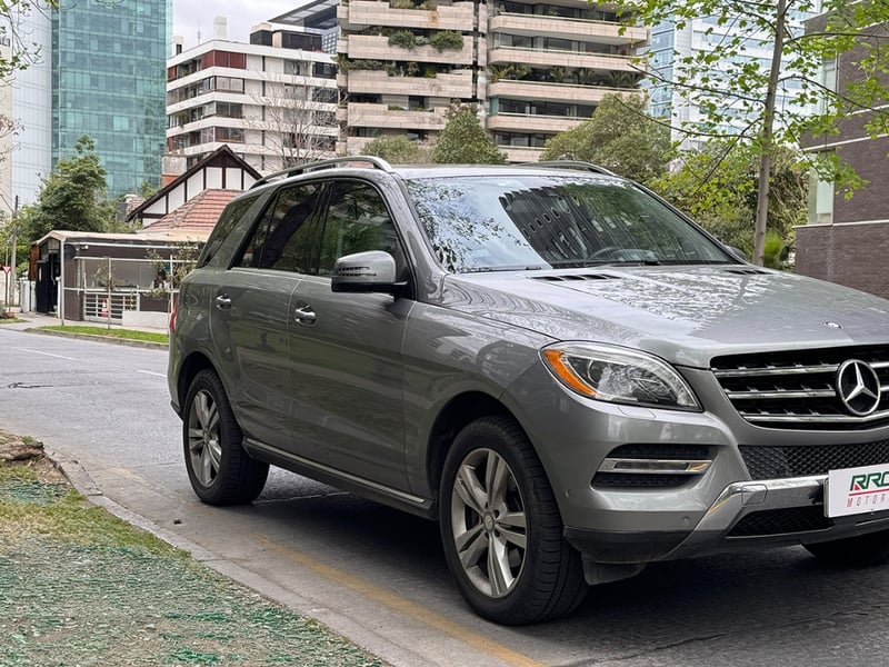 Mercedes-Benz Clase ML 350d 4matic 2013 - Imagen 8 de 8