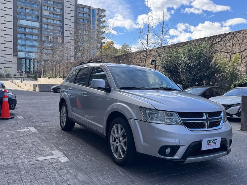 Dodge Journey SXT 3.6 AWD 2012 - Imagen 9 de 17