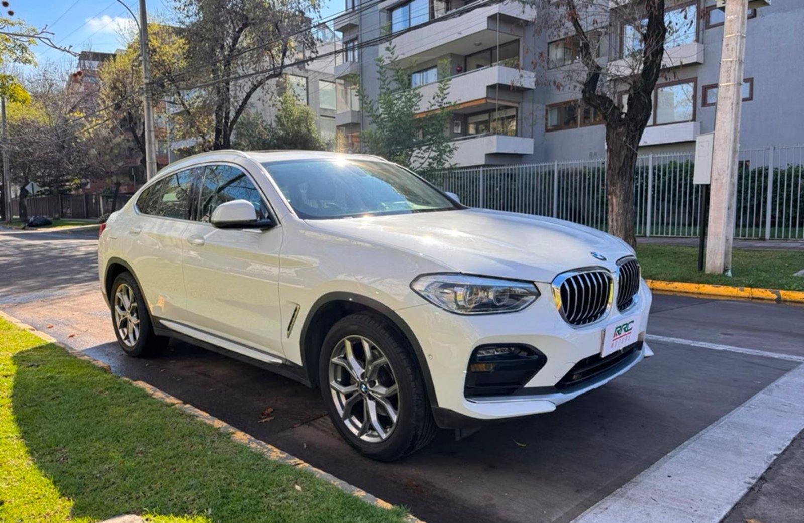 BMW X4 xdrive20i 2021 - Imagen 11 de 20